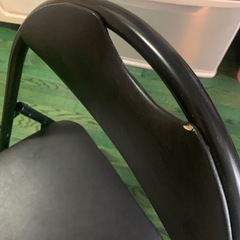 パイプ椅子 黒の画像