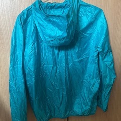 美品❗️UNIQLOウィンドブレーカーの画像