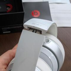 限界値下げ　Beats Solo2 Wireless ホワイトの画像