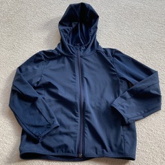 UNIQLOパーカー&petitemain水着の画像