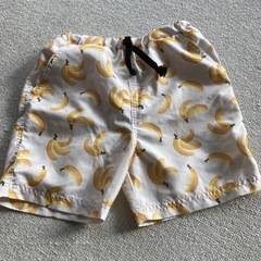 UNIQLOパーカー&petitemain水着の画像