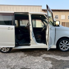 低走行9万キロ台☆月々1.1万円〜分割払い可❗️車検2年付き！大人気☆SUZUKI ソリオ☆Bluetooth対応ナビ付き☆走行中DVD見れます☆ETC付き☆便利なバックカメラ付き☆両側電動スライドドア☆純正アルミ☆事故修復歴無し☆ドライブレコーダー付きのフル装備‼️の画像