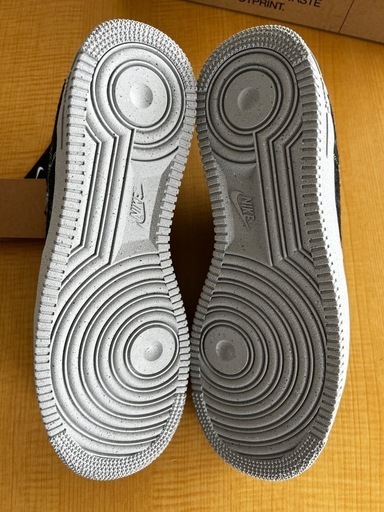 NIKE エアフォース1 ´07 LV8 28cm 新品未使用品