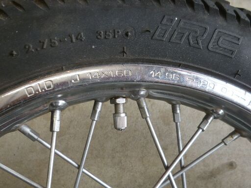 ホンダカブ/ホイール2本/前・後ろ？（確認ください）中古品・現状渡し/タイヤ溝無・J14×16.0　14・16/J14×16.0　14