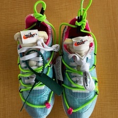 NIKE ナイキ×オフホワイト ヴェイパーストリート ウィメンズ 22.5cmの画像