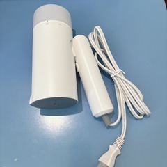 ハンディアイロン ホワイト スチームアイロン シワパワフル 軽量 コンパクトの画像