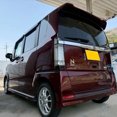26年式！月々1.2万円〜分割払い可❗️ 車検2年付き！【名義変更代込み】大人気☆ホンダ N-BOXカスタム☆ステアリングスイッチ付き☆Bluetooth対応ナビ付き☆走行中DVD見れます☆便利なバックカメラ付き☆電動スライドドア☆社外アルミ☆ドラレコ付き☆スマートキー☆フルオートエアコン☆事故歴修復歴なし☆そのまま乗って帰れます❗️の画像