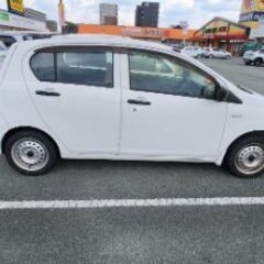 コミコミ13万位に、燃費いいミライ-ス、運転しやすいです、足がわりに、早い者勝ちの画像