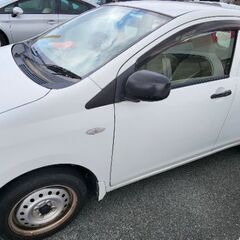 コミコミ13万位に、燃費いいミライ-ス、運転しやすいです、足がわりに、早い者勝ちの画像