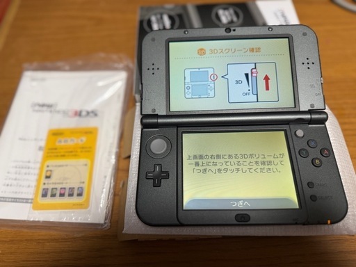 「Newニンテンドー3DS LL メタリックブラック」