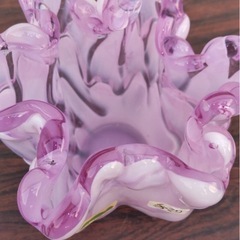 マーブルパープルガラス　フリルフラワーベース 花瓶　ハルナグラス 花器の画像