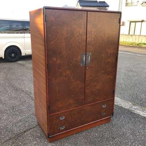 レトロ家具　衣装箪笥　
