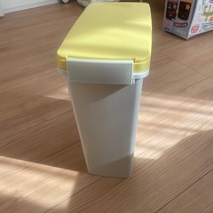 オムツ用密封ゴミ箱