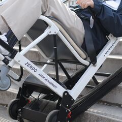 【日給11,400円】横須賀市東浦和◆5/8～24,6/22～27◆手荷物運びと移動の手助けスタッフの画像