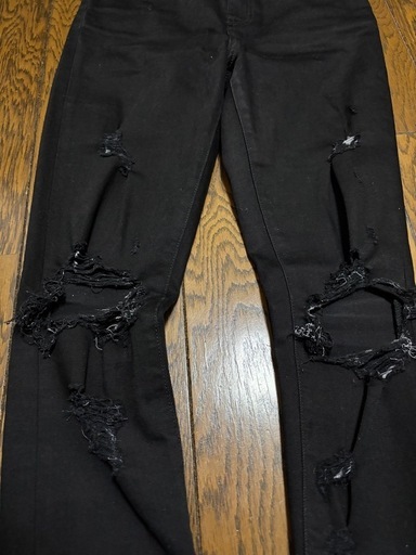 極美品 正規品 AMIRI クラッシュスキニーデニムパンツ ダメージジーンズ