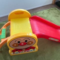 アンパンマンのすべり台