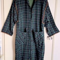 仕立てた(オーダーメイドの)コート♪レディース(LL位)♪緑色チ...