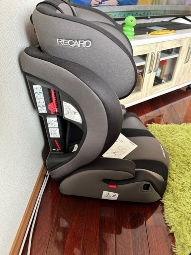 RECARO チャイルドシート