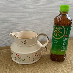 ホーロー製　花瓶　水差しの画像