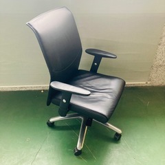 デスクチェア　ビジネスチェア　オフィスチェア　在庫2脚の画像