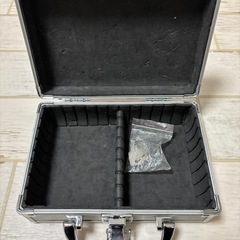 アルミ製ケースの画像