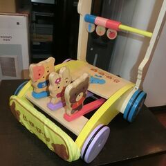 ミテミテ 木製押し車 手押し車 カタカタ 西松屋 歩行器