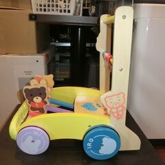 ミテミテ 木製押し車 手押し車 カタカタ 西松屋 歩行器の画像