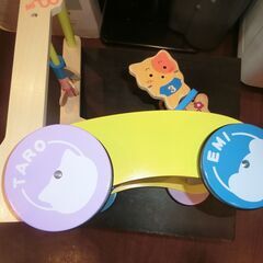 ミテミテ 木製押し車 手押し車 カタカタ 西松屋 歩行器の画像