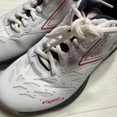 【美品】YONEX テニスシューズ 22.5