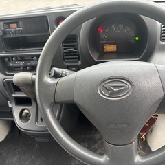 売約済！！DAIHATSU ハイゼットカーゴ　4WD 車検なし　の画像