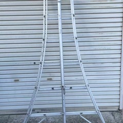 中古品 アルミ 三脚脚立の画像