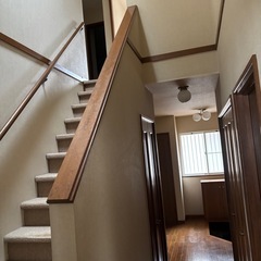 中古戸建てリフォーム(主に壁紙・クロス)張替えのご相談(廊下、階...