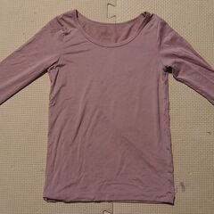 UNIQLO（ユニクロ） HEATTECH 長袖 ピンク 試着不可の画像
