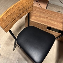 lowya ダイニングテーブルセットの画像