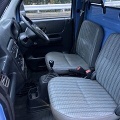車検付き　エアコン付き　パワステ付き　すぐ使える４駆の軽トラの画像