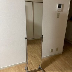 鏡(キャスター付き)