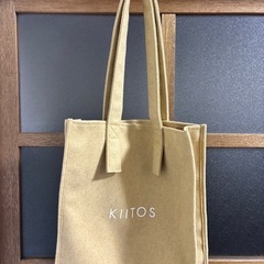 フェイクウールの肩掛けトートバッグの画像