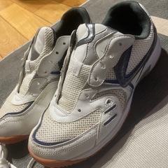 スニーカーの画像