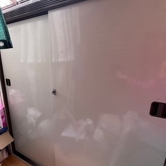 物置2個。屋根のある場所で使用。受け渡し4月末くらいまで待てる方。