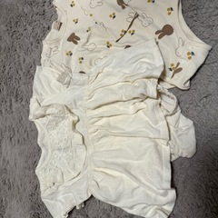 ロンパース80cmの画像