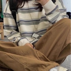 新品未使用　トレーナーの画像