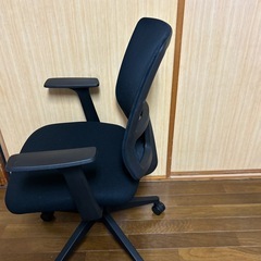 【取引者決定】高さ調整出来る回転イスの画像