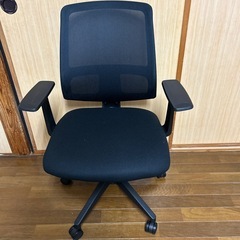 【取引者決定】高さ調整出来る回転イス