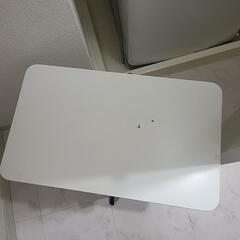 【無料！】スモールテーブルの画像