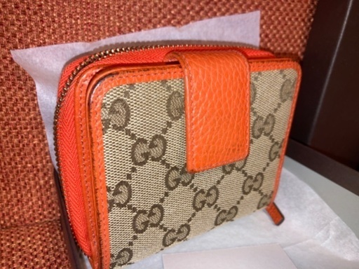 GUCCI 二つ折り財布　財布