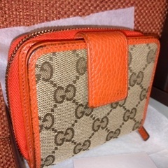 GUCCI 二つ折り財布　の画像