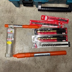 マキタ 充電式ハンマドリル18V 17mm SDS+ バッテリ充電器別売 HR171DZKの画像