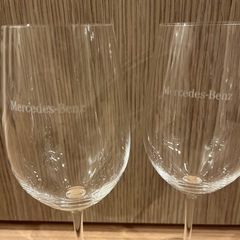 メルセデスベンツワイングラスの画像