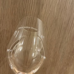 メルセデスベンツワイングラスの画像