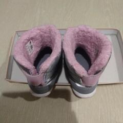 【New Balance】こども用ブーツ 16.5cmの画像